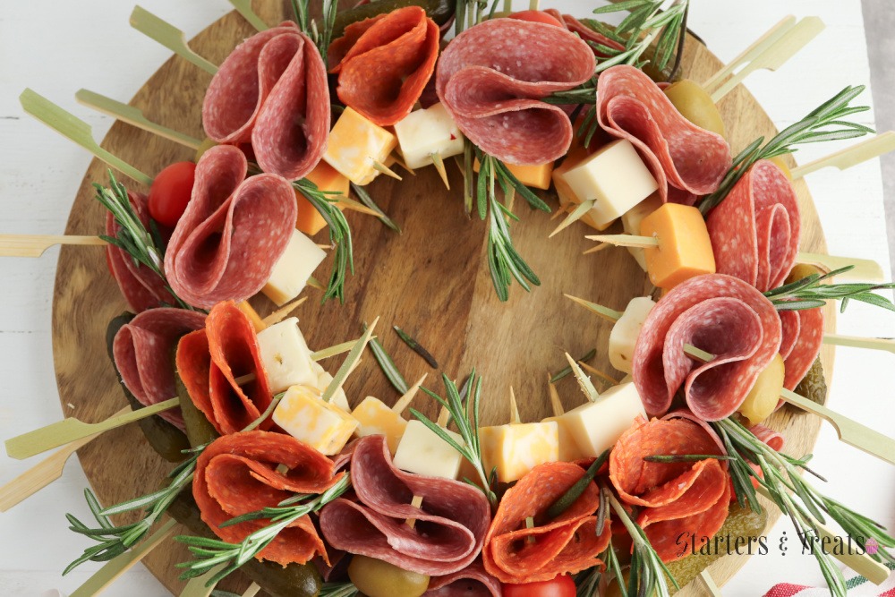 Christmas Charcuterie board idea wreath charcuterie board