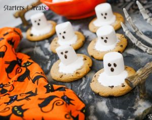Easy Halloween Ghost cookies