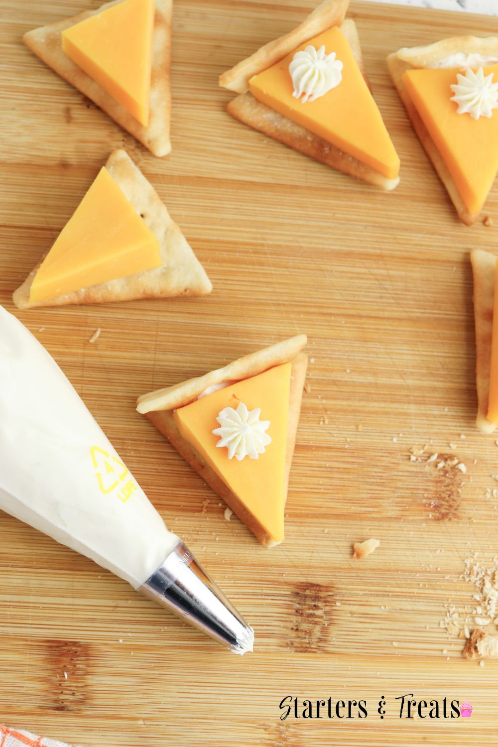 Pumpkin pie cheese crackers